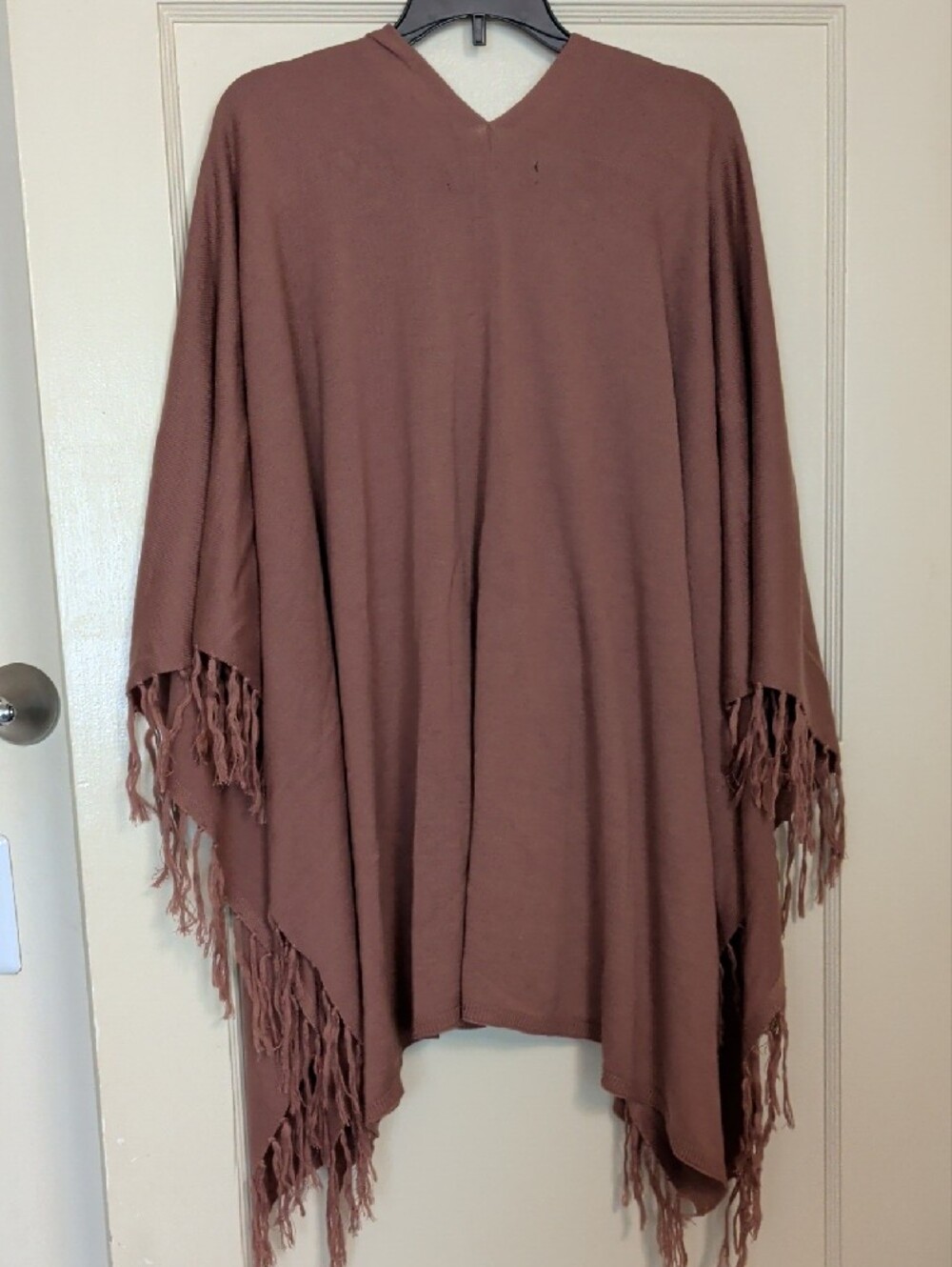 Fringed shawl - Picture 6 of 6